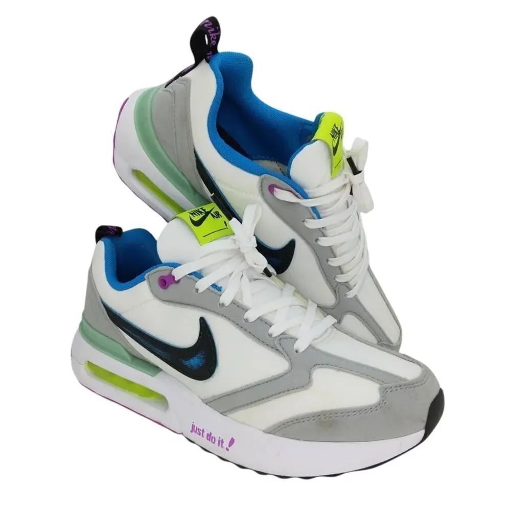 Nike Air Max NEW w/Tags Youth White & Gray Running Sneakers - sz. 6 1/2Y